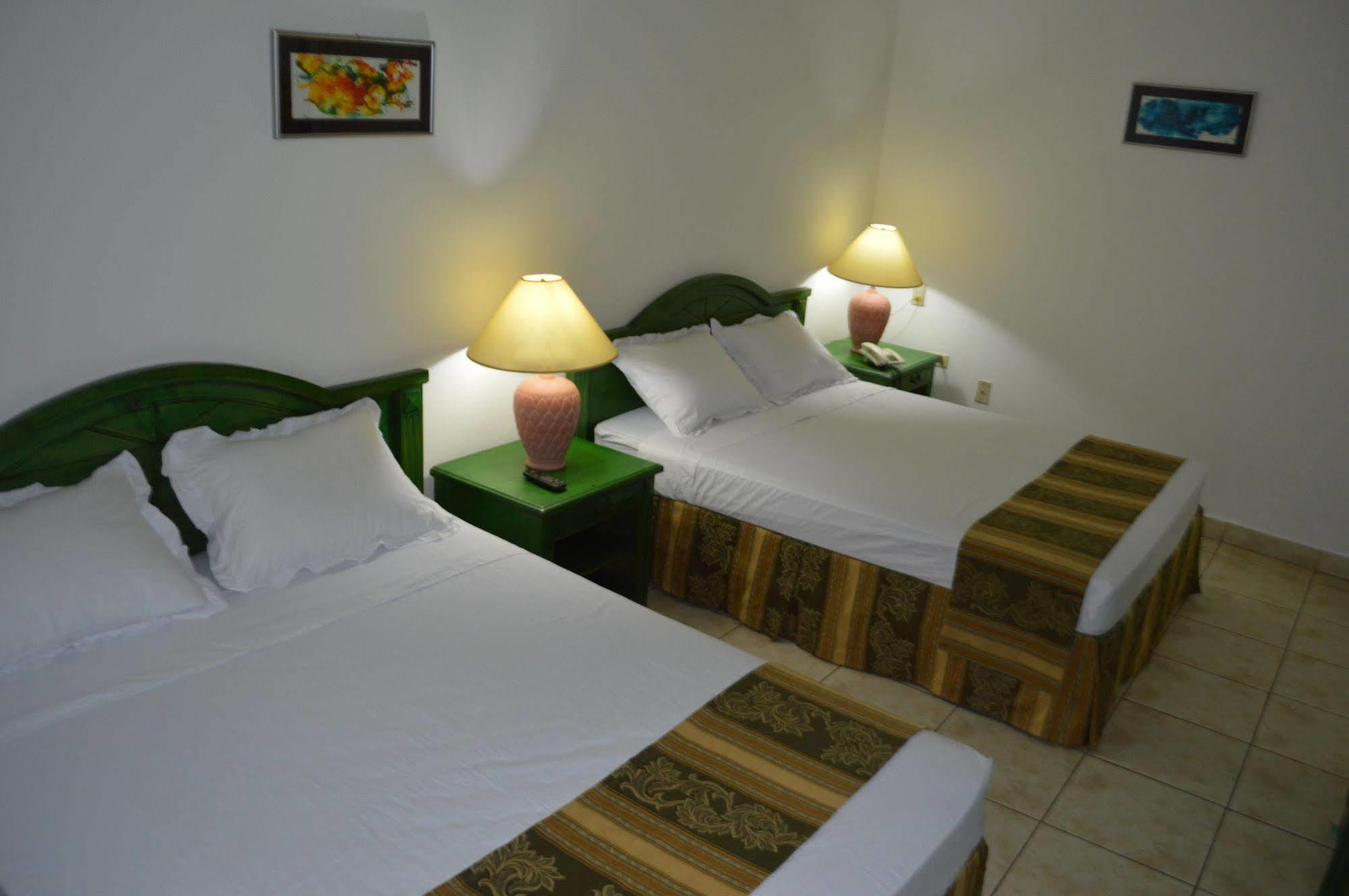Hotel Casa Real Манагуа Екстер'єр фото