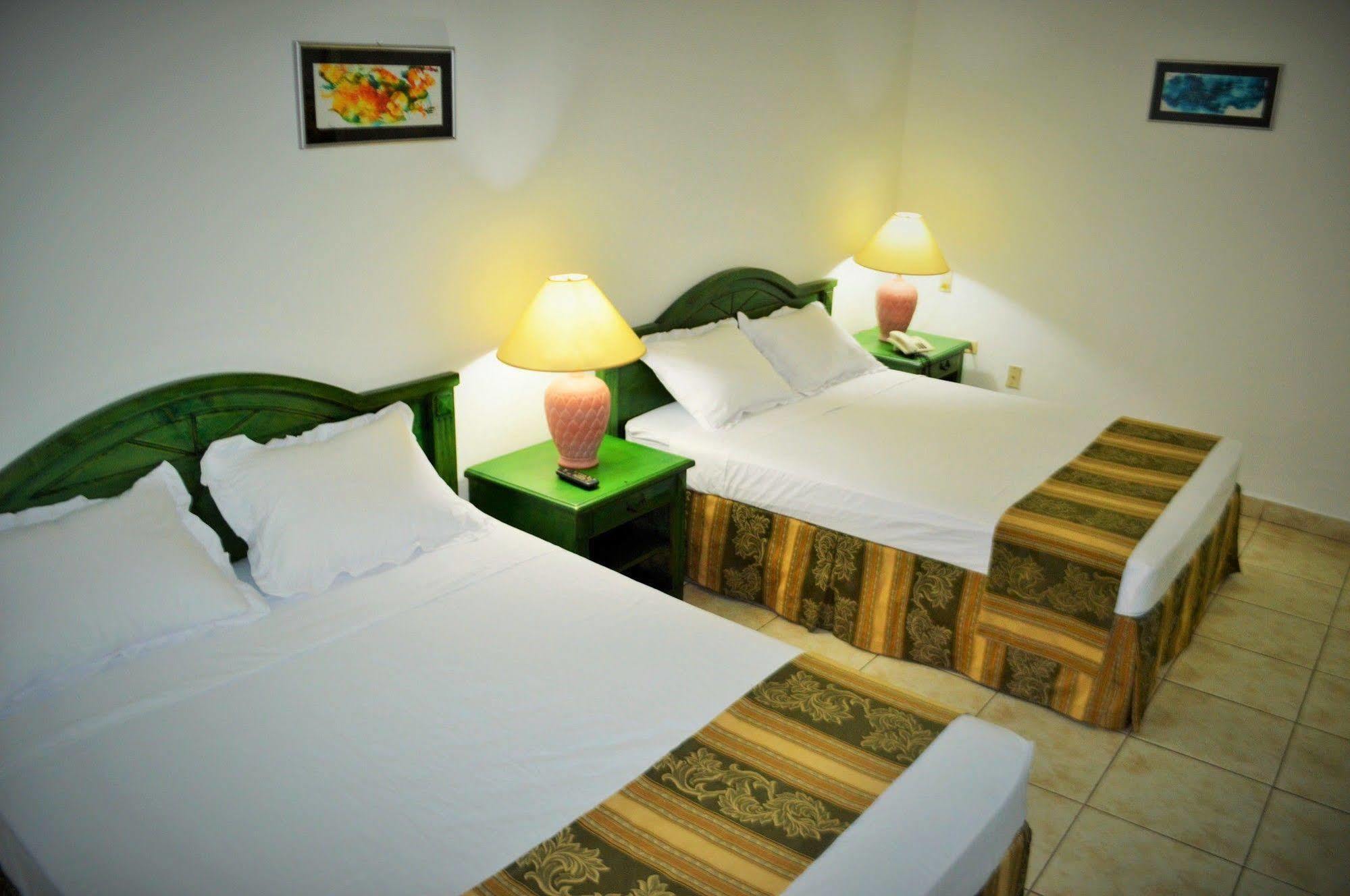 Hotel Casa Real Манагуа Екстер'єр фото